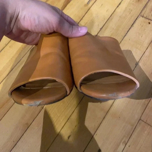 Matt & Nat sandals - Picture 2 of 9